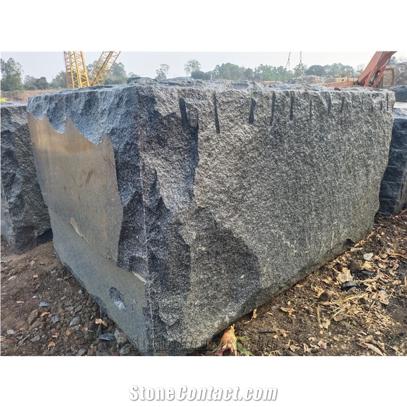 Royal Black Granite Blocks