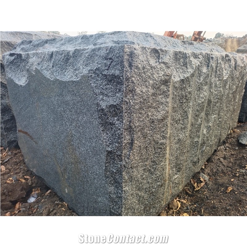 Royal Black Granite Blocks