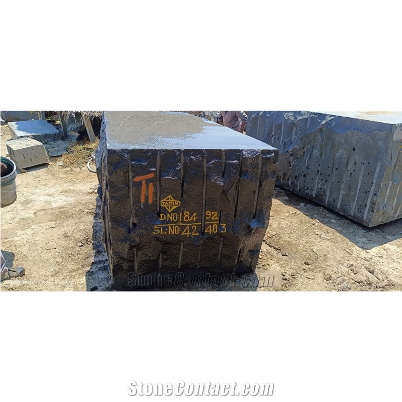YKD Tamin Jet Black Granite Blocks