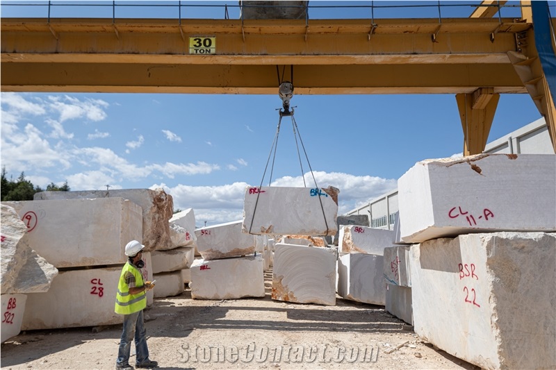 Ultraman Beige Marble - Ottoman Beige Marble Blocks