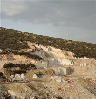 Ultraman Beige Marble - Ottoman Beige Marble Blocks