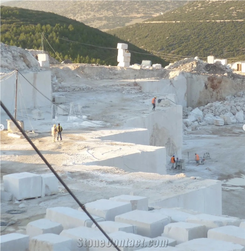 Ultraman Beige Marble - Ottoman Beige Marble Quarry
