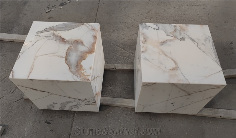 Calacatta Classic Marble Square Cafe Table