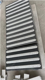 Economic&Well Designed Hainan Black Basalt Blind Pavement