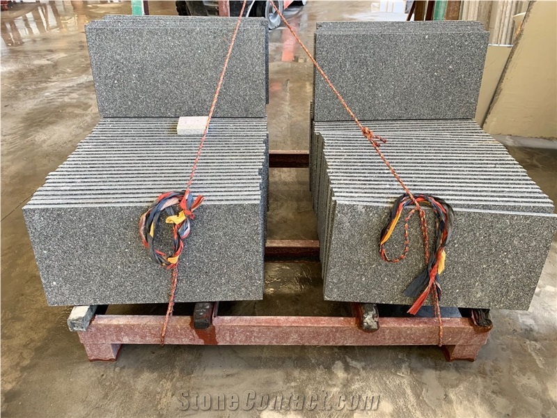Green Porphyry Tiles And Slabs