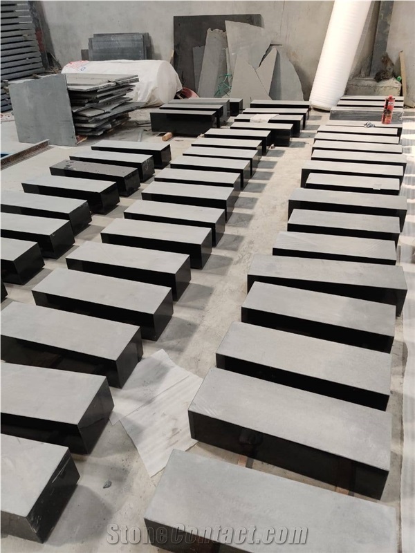 Absolute Black Granite Slabs