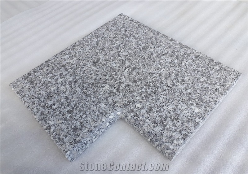 Light/Dark Grey Granite Pool Coping Bullnose