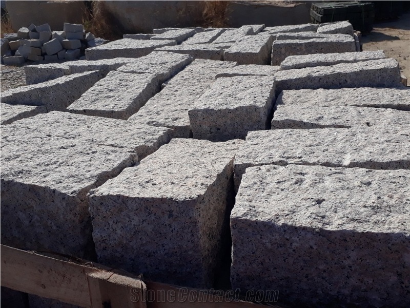 Pink Granite Cobblestone, Pavers, Cubestone