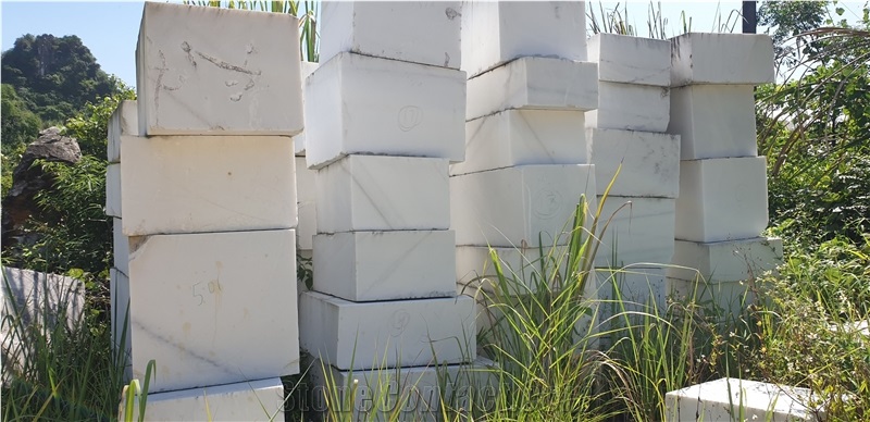 Snow White Marble Blocks