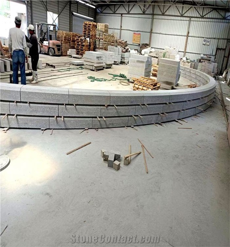 Beveled Granite Road Kerbs Chamfering And Interlock Curbs