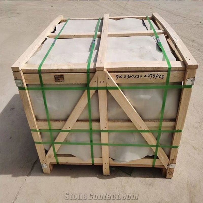 China Honed Surface Black Granite Tiles