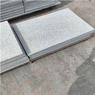 Chinese G302 Granite 2Cm Thickness Flamed Paving Tiles