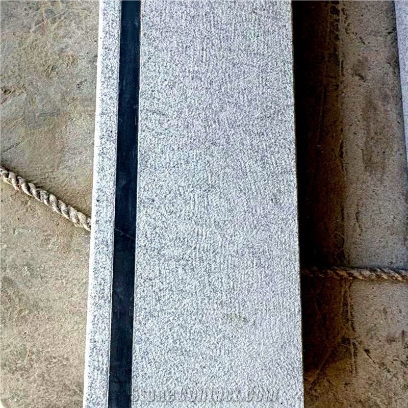 Customized Size G603 Granite Stone Steps With Black Mark