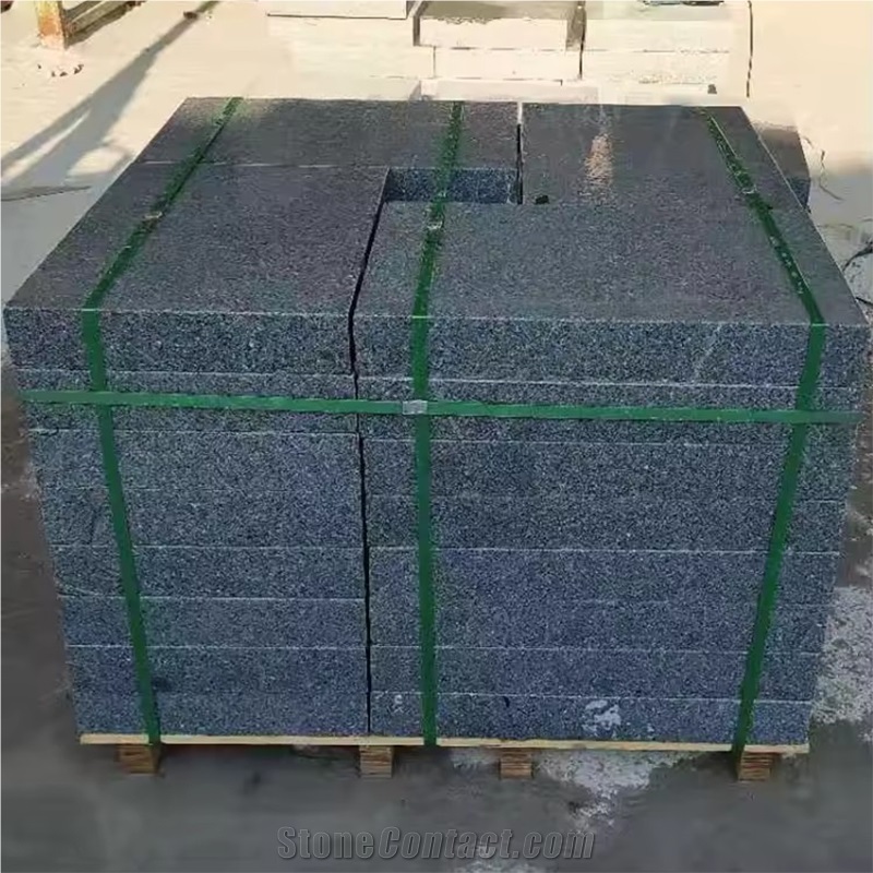 Driveway Granite Cobble Stones