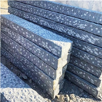 G654 Dark Grey Granite Palisade Garden Fencing Pillars
