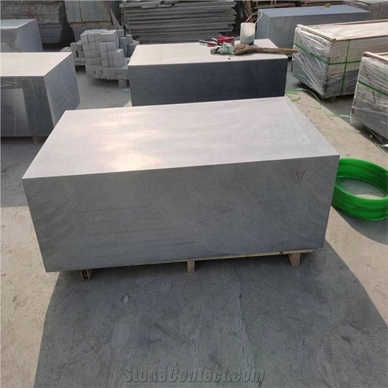 High Quality G654 Dark Grey Granite Block Big Steps