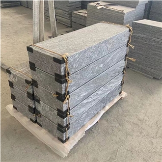High Quality Solid Grey Granite Outdoor Garden Palisade