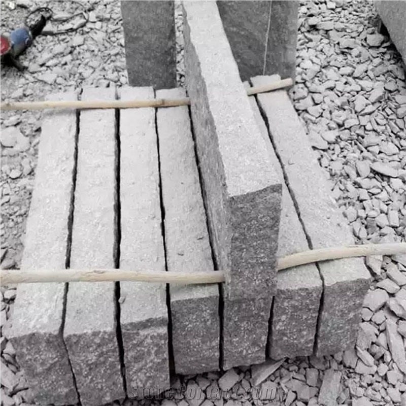 Low Price Customized Granite Rough Split Flamed Curbstone