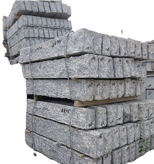Low Price Customized Granite Rough Split Flamed Curbstone