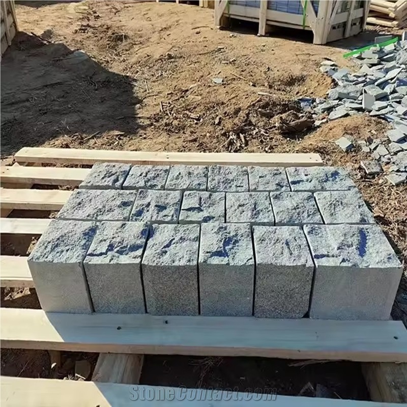 Wholesale Dark Grey G654 Granite Split Surface Cobblestone