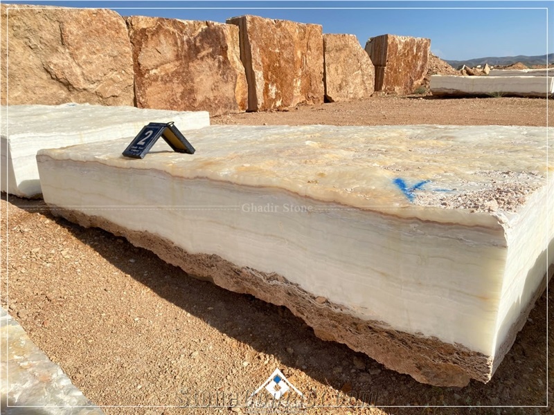 Spider White Onyx Blocks