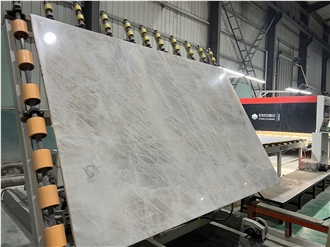White Cristallo Quartzite Polished Slabs