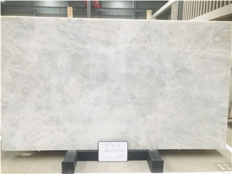 White Cristallo Quartzite Polished Slabs