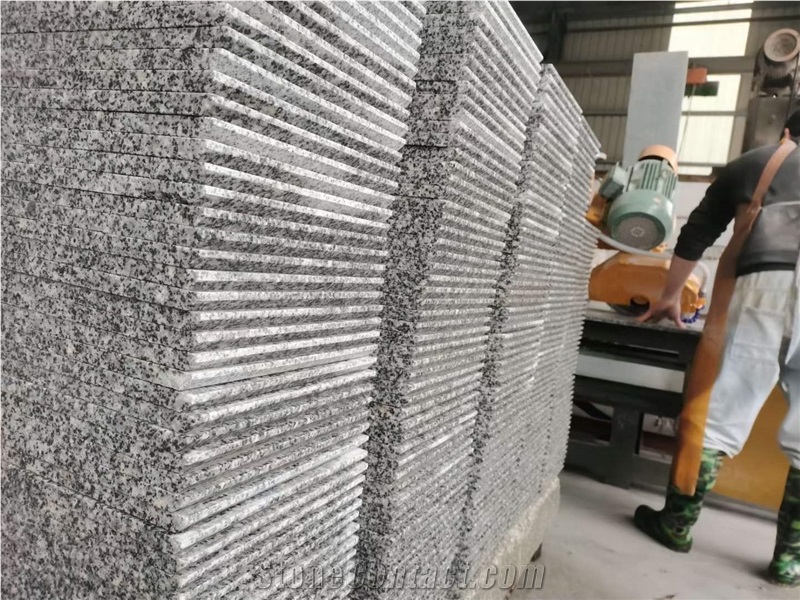 Good Quality Sesame Grey Granite Tiles