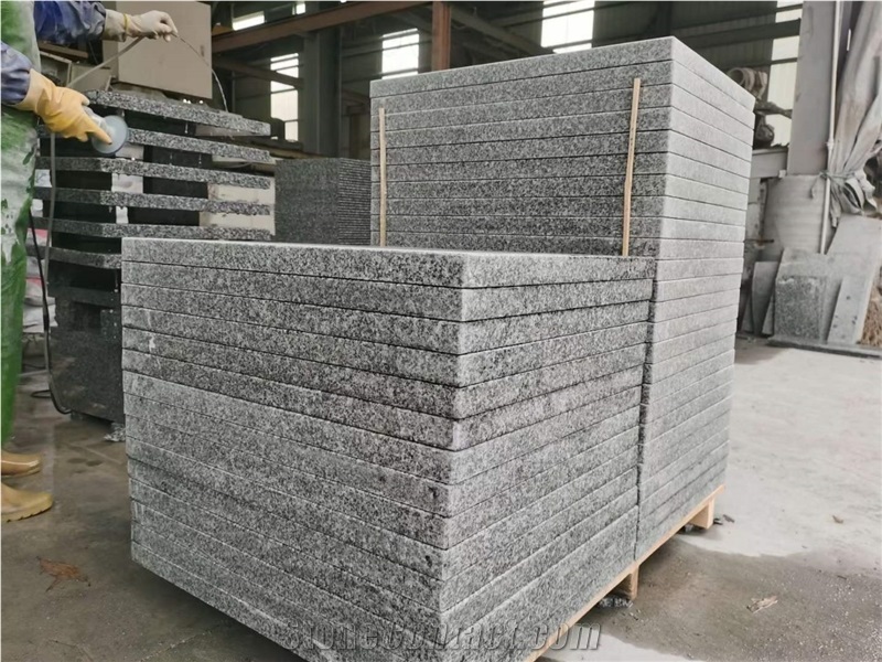 Good Quality Sesame Grey Granite Tiles