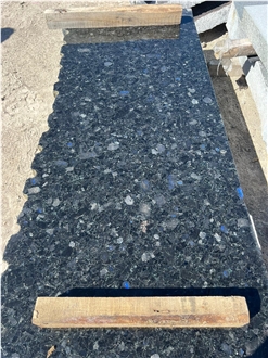 Volga Blue Extra Granite Blocks