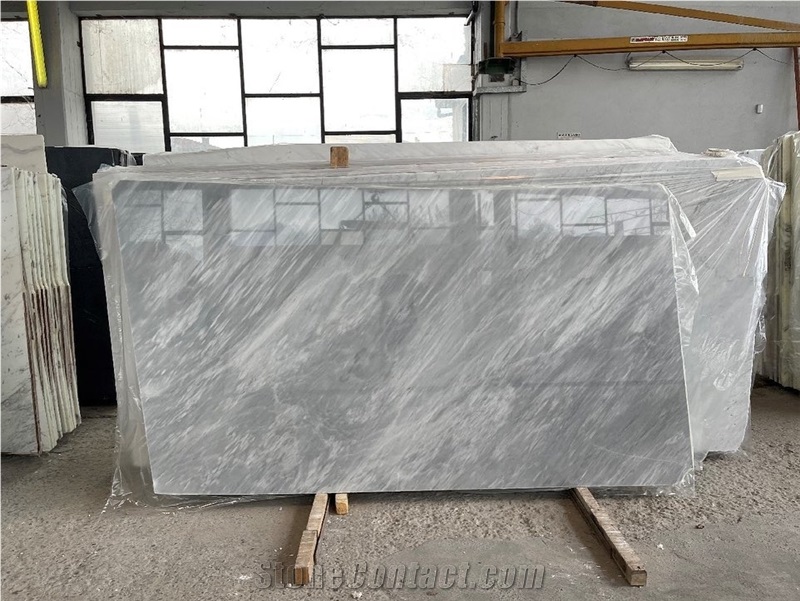 Tuscan Super White Marble Slabs