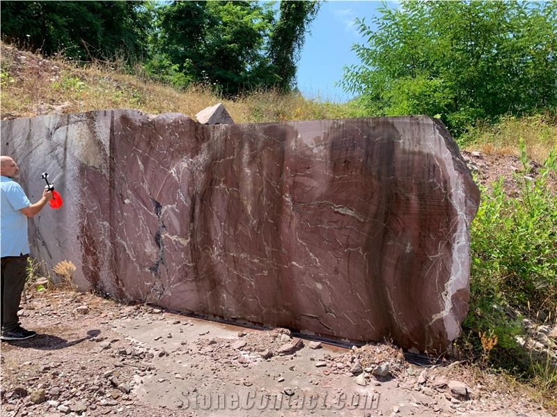 Rosso Rubino Marble - Rosso Collemandina Marble Quarry