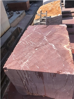Rosso Rubino Marble - Rosso Collemandina Marble Quarry