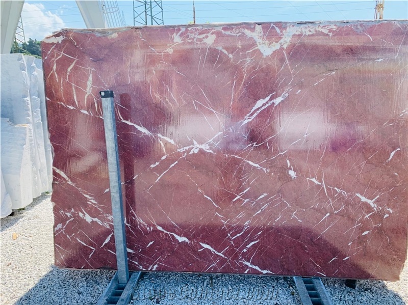 Rosso Rubino Marble - Rosso Collemandina Marble Quarry