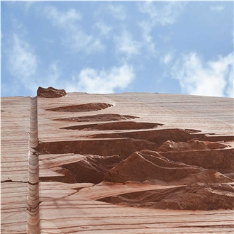 Rosso Rubino Marble - Rosso Collemandina Marble Quarry