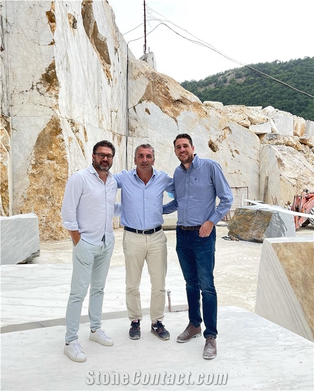 Tuscan Super White Marble Quarry