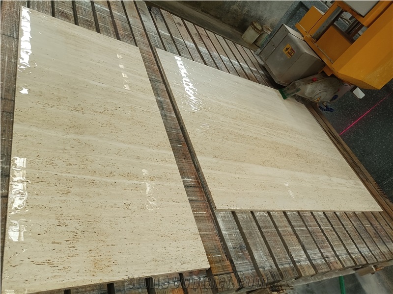 Goldtop Customized 4041 Haldi Slabs Quartz Tiles