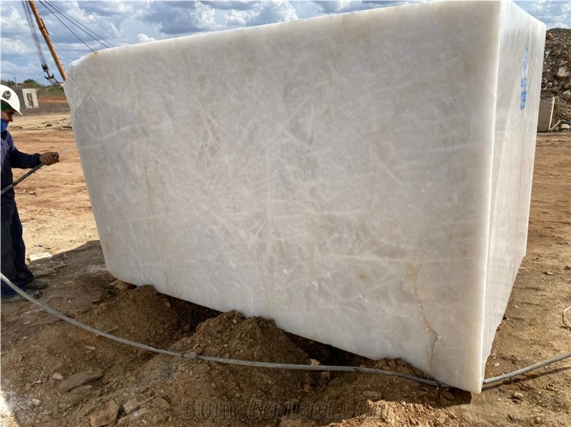 Cristallo Superiore Quartzite Blocks
