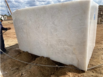 Cristallo Superiore Quartzite Blocks