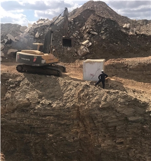 Cristallo Superiore Quartzite Blocks