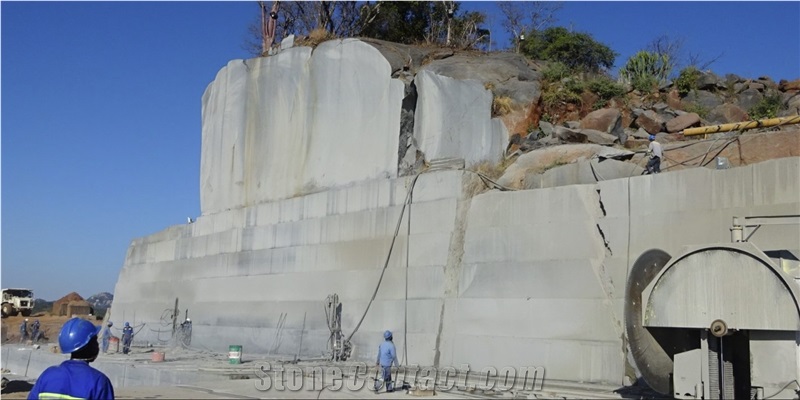 Zimbabwe Absolute Black Granite Quarry