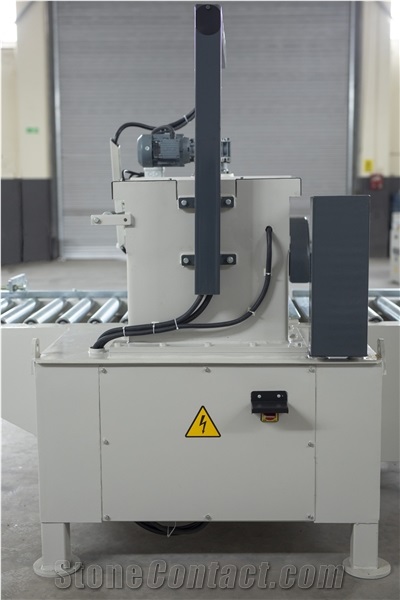 EM08 - Head Cutting Machine