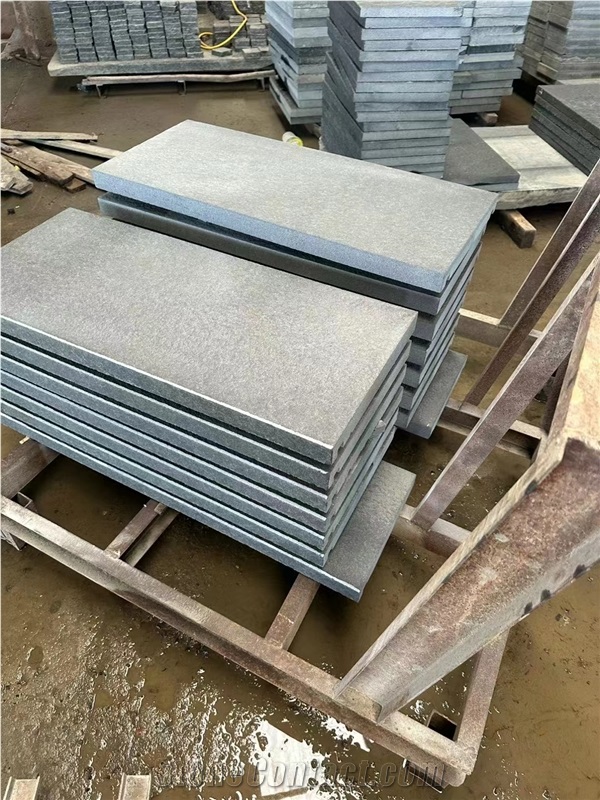Vietnam Black Basalt Tiles Flamed