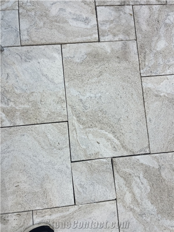 Brushed Spa Grey Quartzite French Pattern For Kitchen Floor