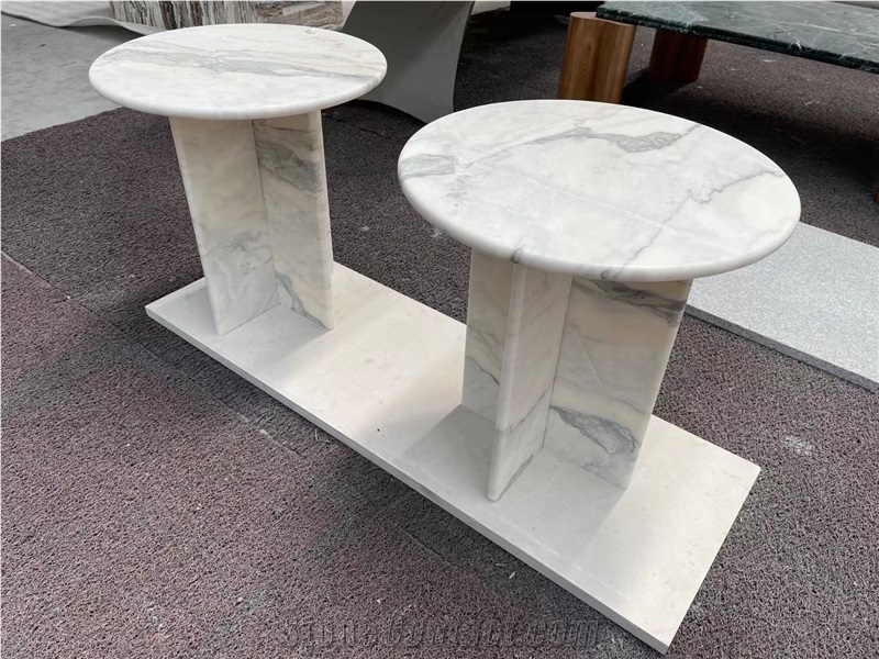 Natural Calacatta Viola Marble Rounded Tables