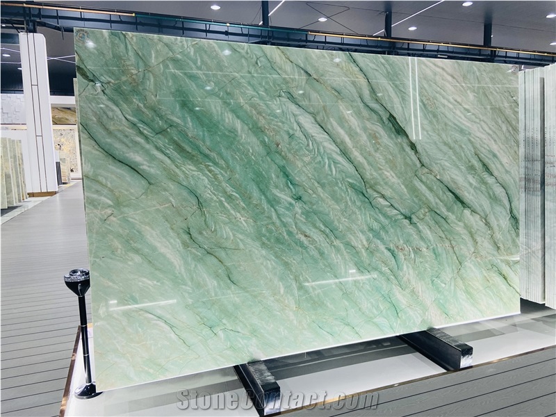 Alexandrita Quartzite Slabs