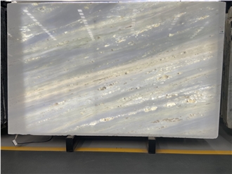 Blue Crystal Slabs In Backlighting Design For Wall Decor