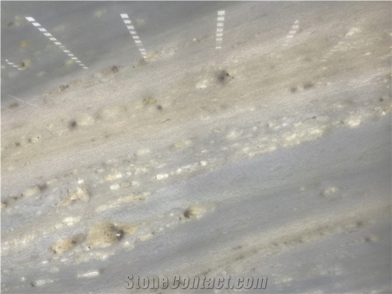 Blue Crystal Slabs In Backlighting Design For Wall Decor