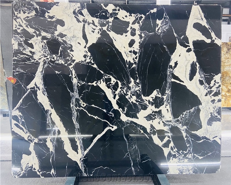 Calacatta Nero Marble Slabs