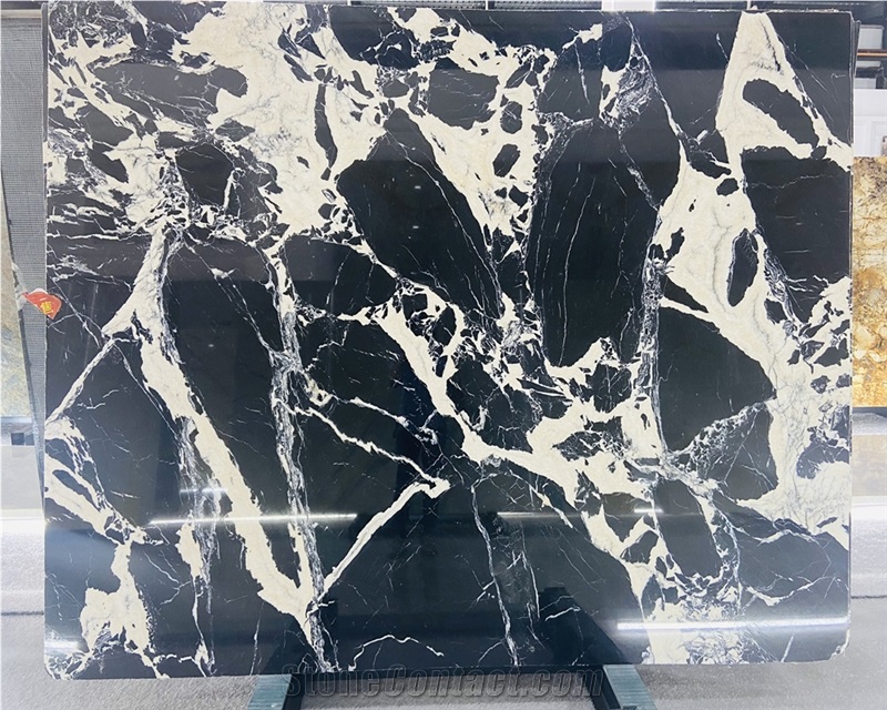 Calacatta Nero Marble Slabs